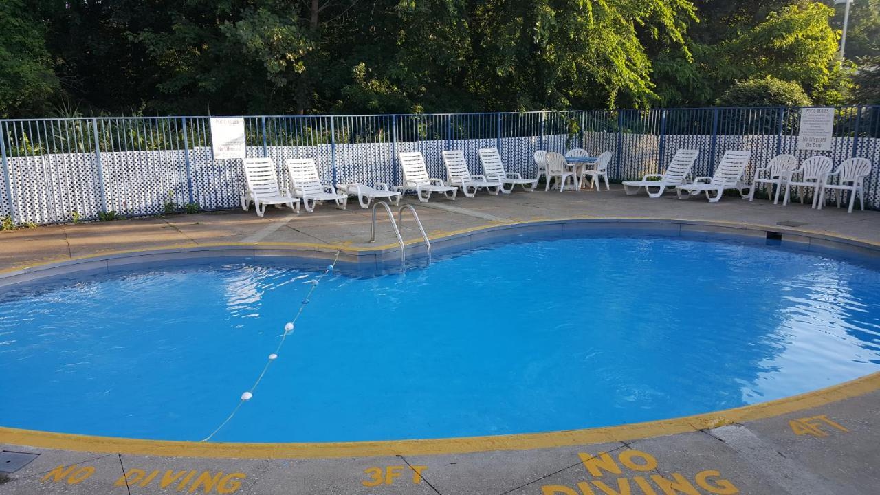 Mentor Home Inn And Suites Dış mekan fotoğraf